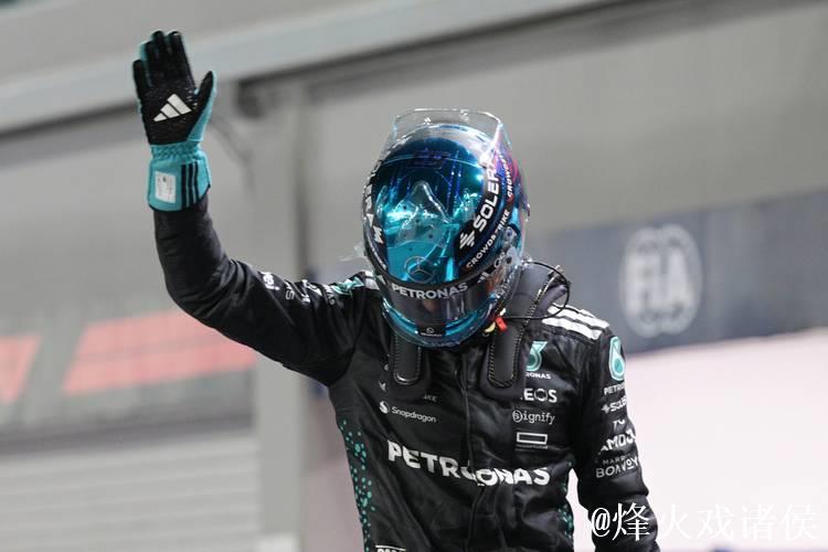 F1新加坡站排位赛:拉塞尔获得杆位 维斯塔潘第2 F1新加坡站排位赛:拉塞尔获得杆位 维斯塔潘第2